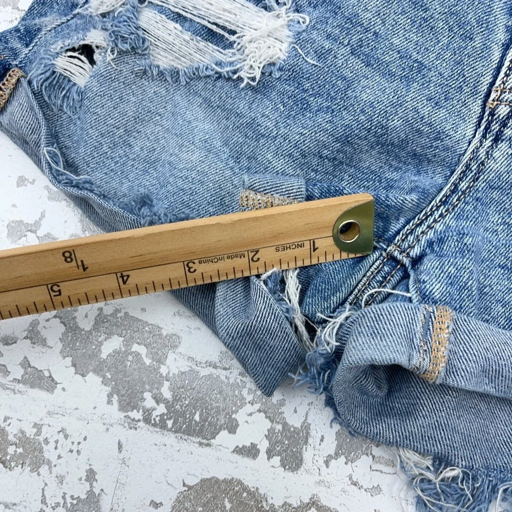 American Eagle Shorts Women 2 Cut Off Baggy Mom Med Wash Faded Holes Jorts‎